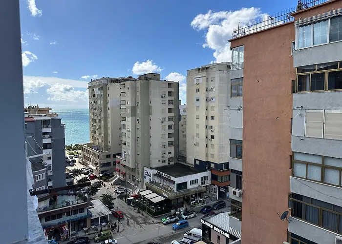 Xhimi\'S Seaside Apartments